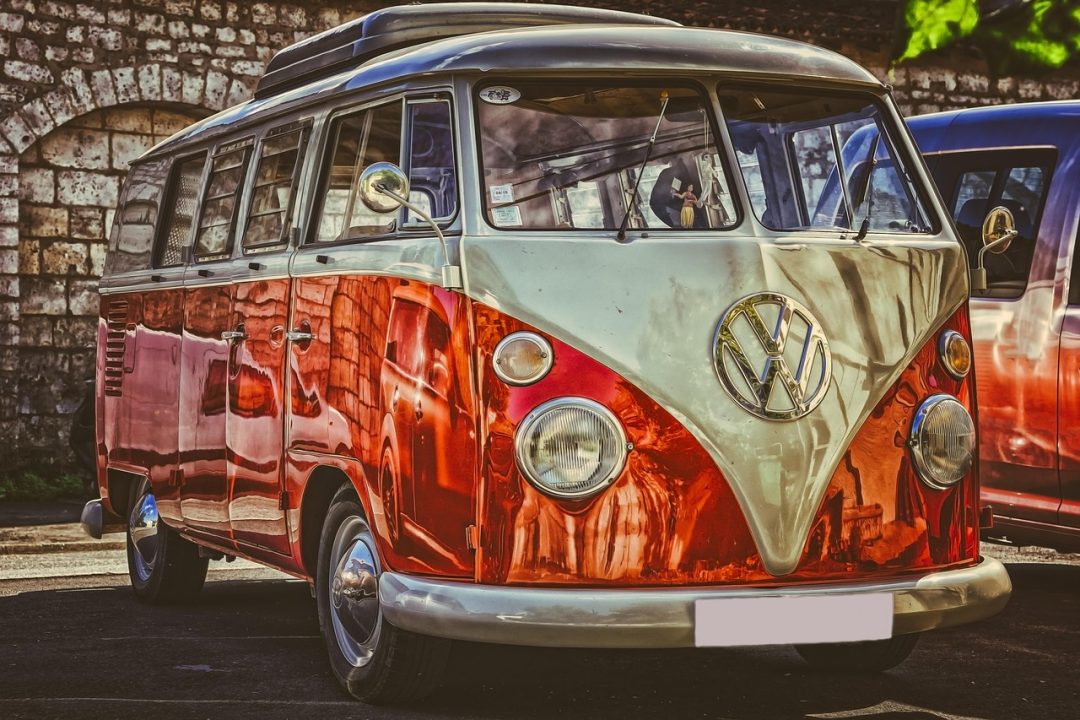 découvrez tout ce qu'il faut savoir sur les voyages en bus en thaïlande : conseils, itinéraires, tarifs et astuces pour un trajet confortable et économique.